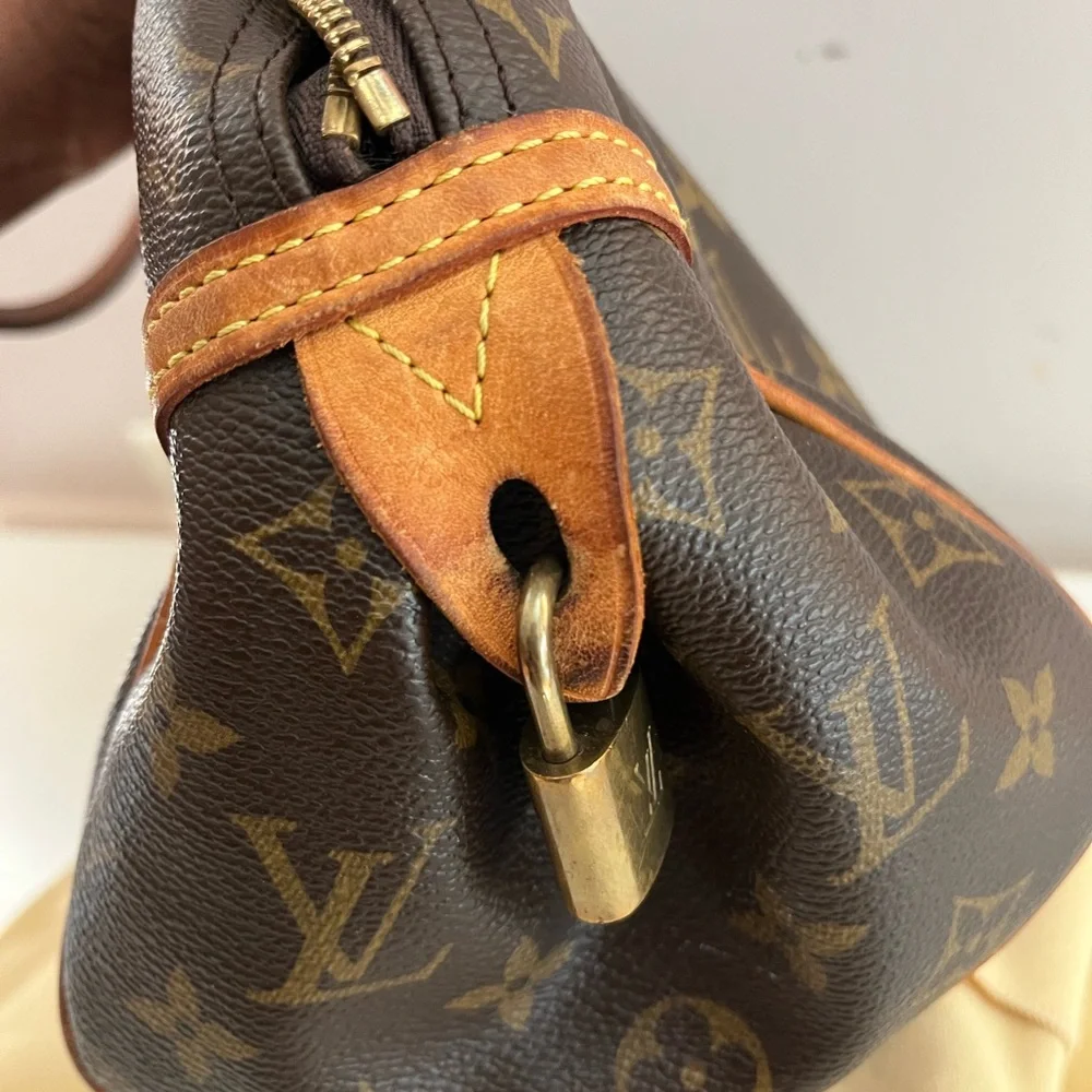 Louis Vuitton medium - Picture 17 of 17